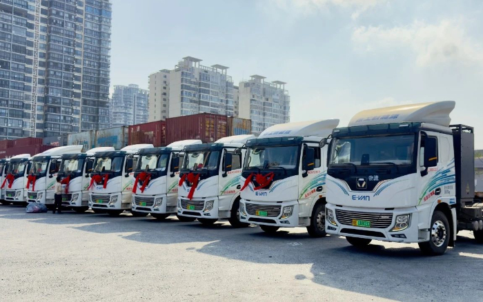 百台交付 | 徐工新能源重卡绿动海南