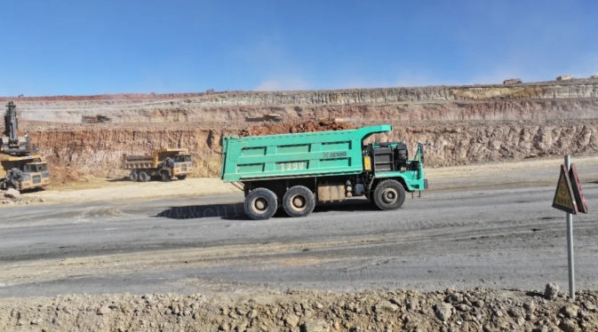 低耗满勤！徐工星辰影视免费观看闪耀西北矿区