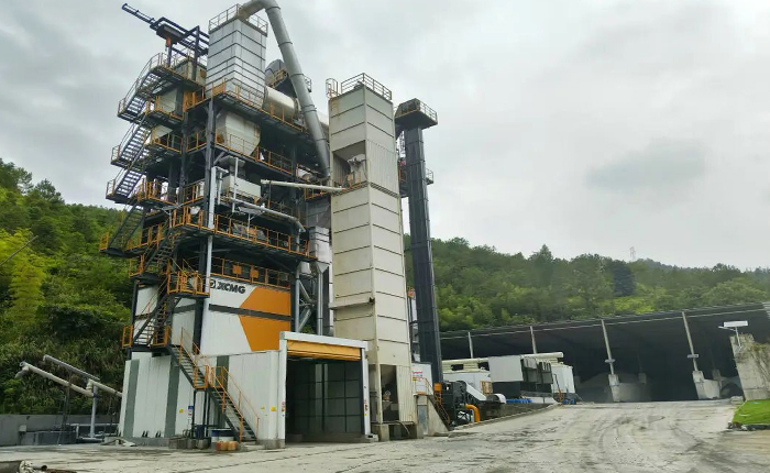 徐工沥青站助力浙江道路养护工程